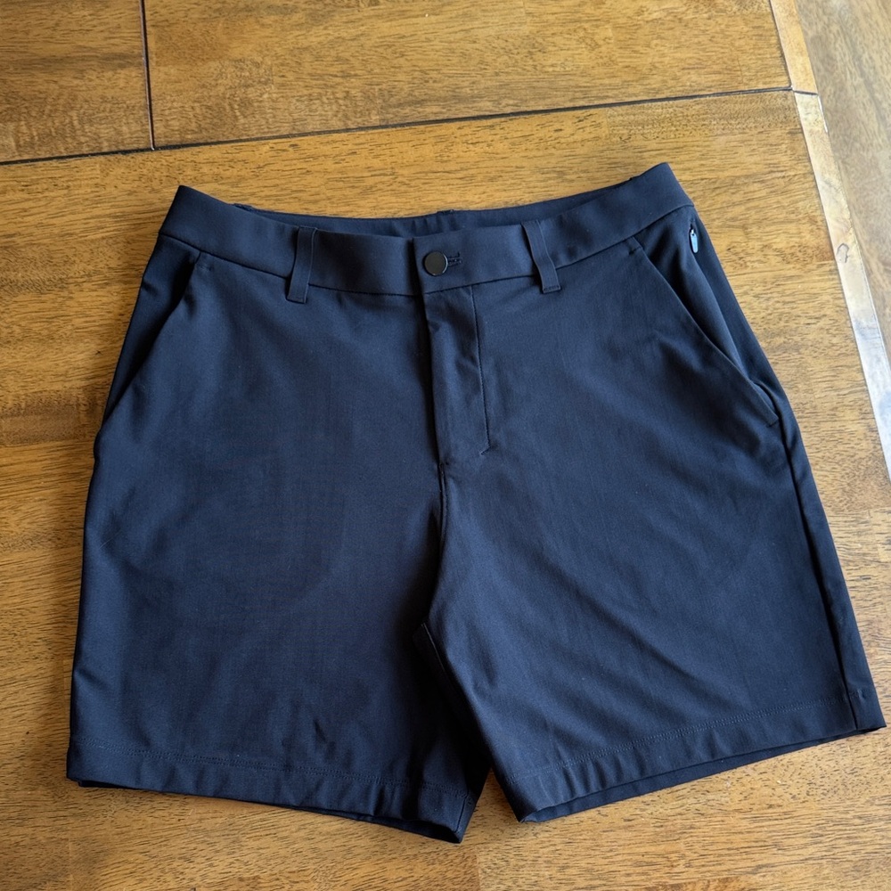 Lululemon Men’s Black shorts.  Size 30, 7”.